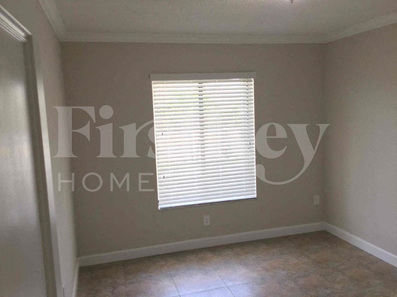 6671 Nwstreet - Photo 6 of 16