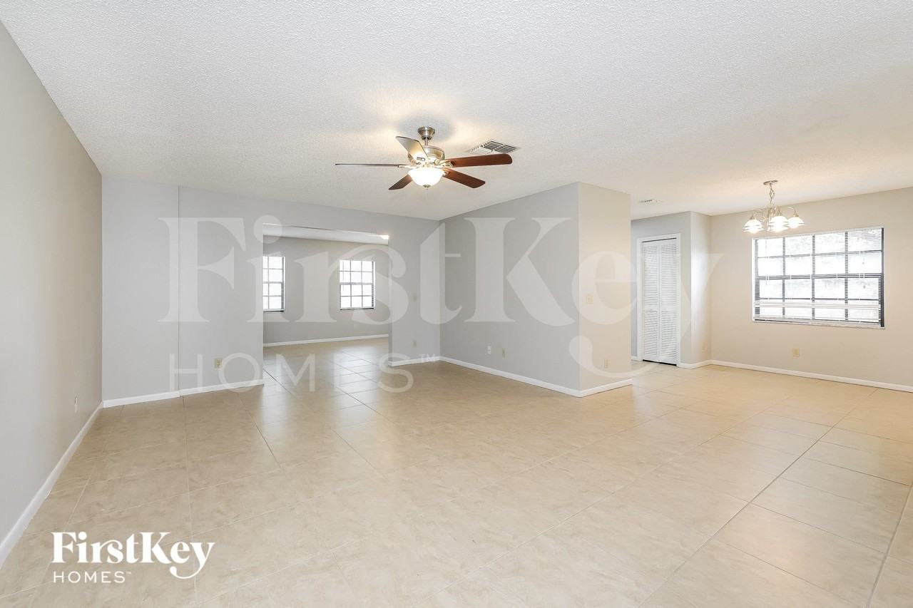 6341 Neamathla Dr - Photo 3 of 15