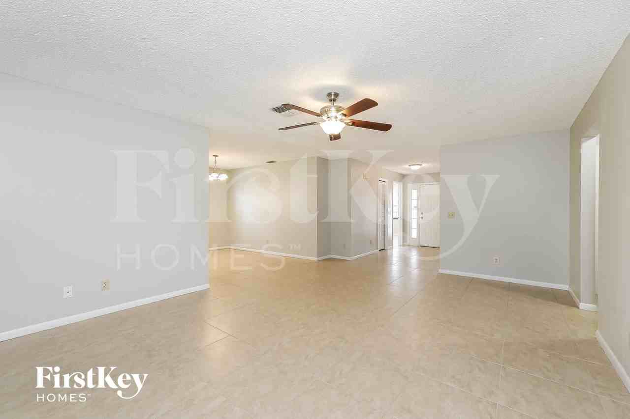 6341 Neamathla Dr - Photo 4 of 15