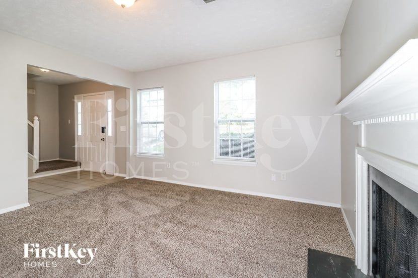 6166 Saint Charles Ct - Photo 3 of 16