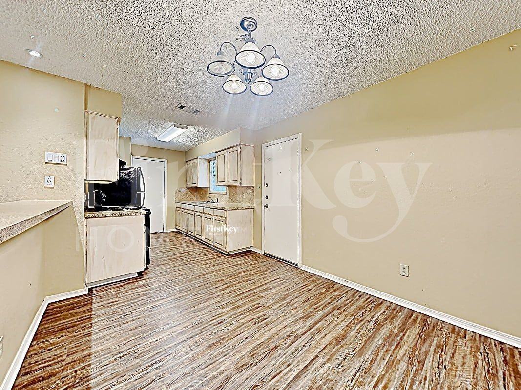 4428 Sahara Pl - Photo 6 of 16