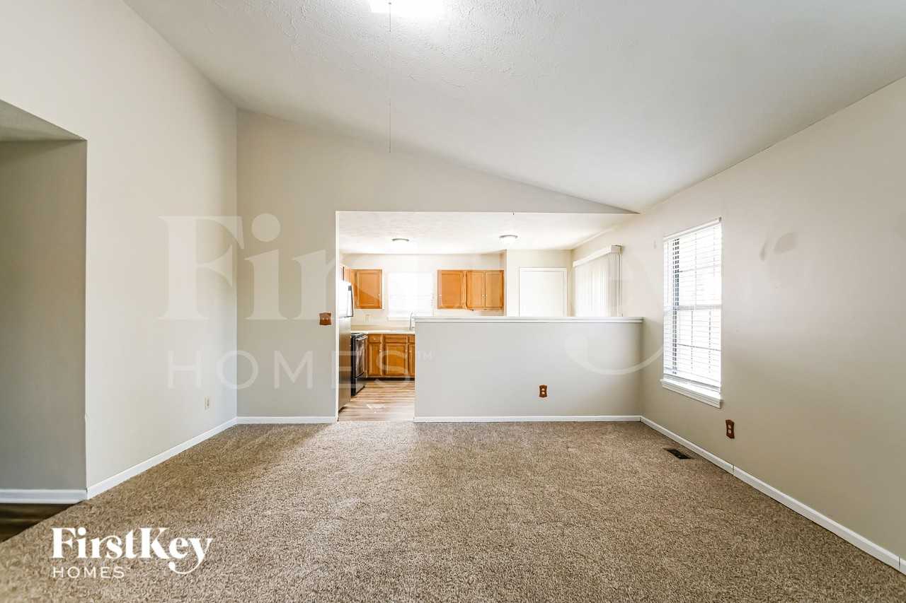 3158 Cherry Lake Rd - Photo 4 of 15