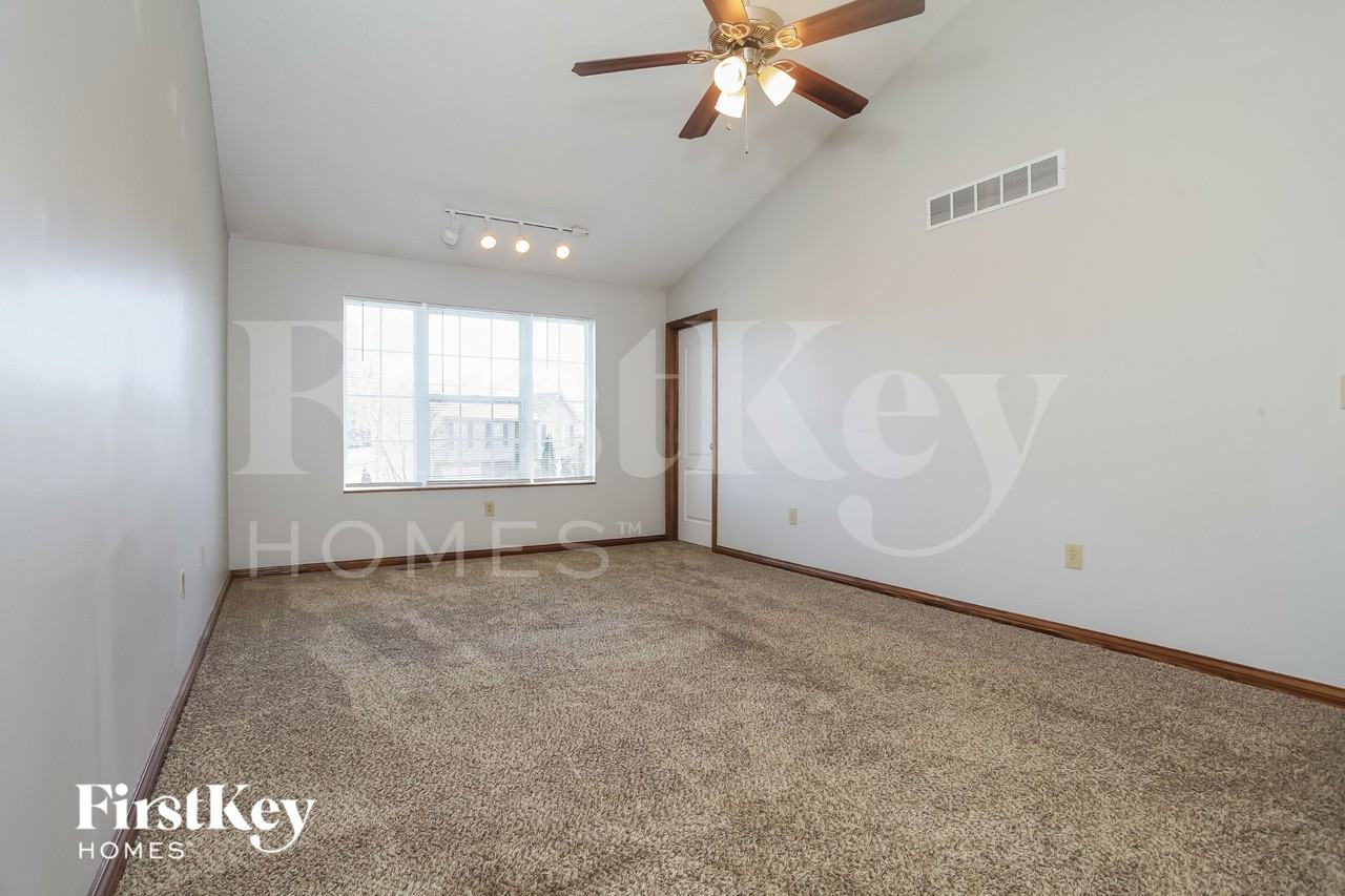 30 Otter Dr - Photo 3 of 15
