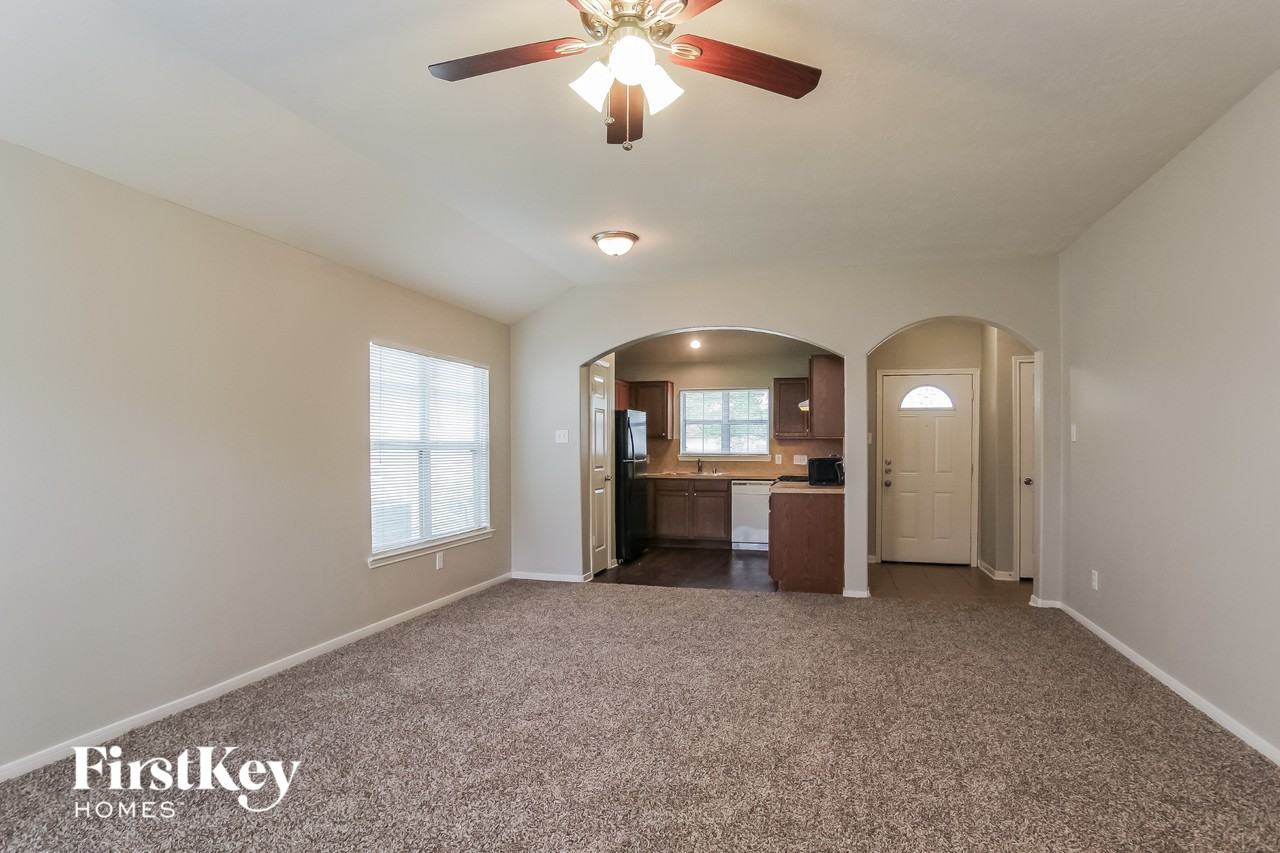 21106 Wortham Oaks Dr - Photo 4 of 15