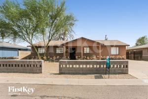 featured image of 2037 W Rancho Dr
