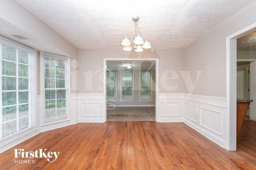 1872 Red Rose Ln - Photo 4 of 16