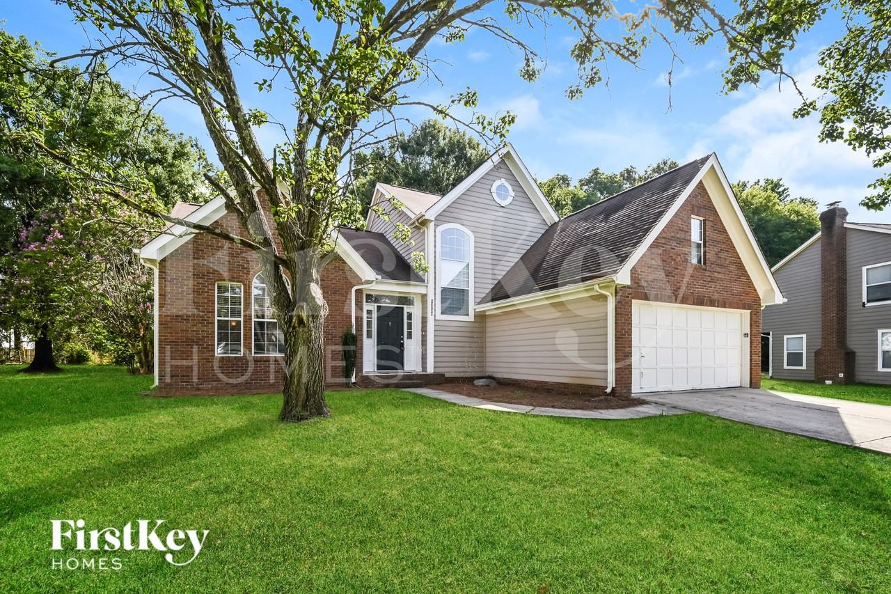 13224 Greycrest Dr - Photo 2 of 19