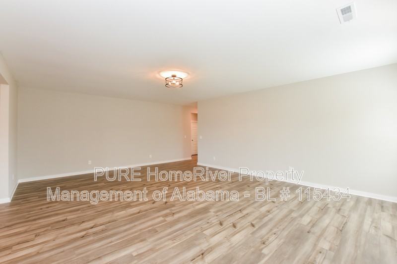 221 John Harold Dr - Photo 7 of 23