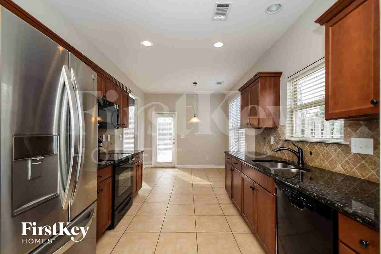 1017 Little Sorrel Dr - Photo 4 of 14