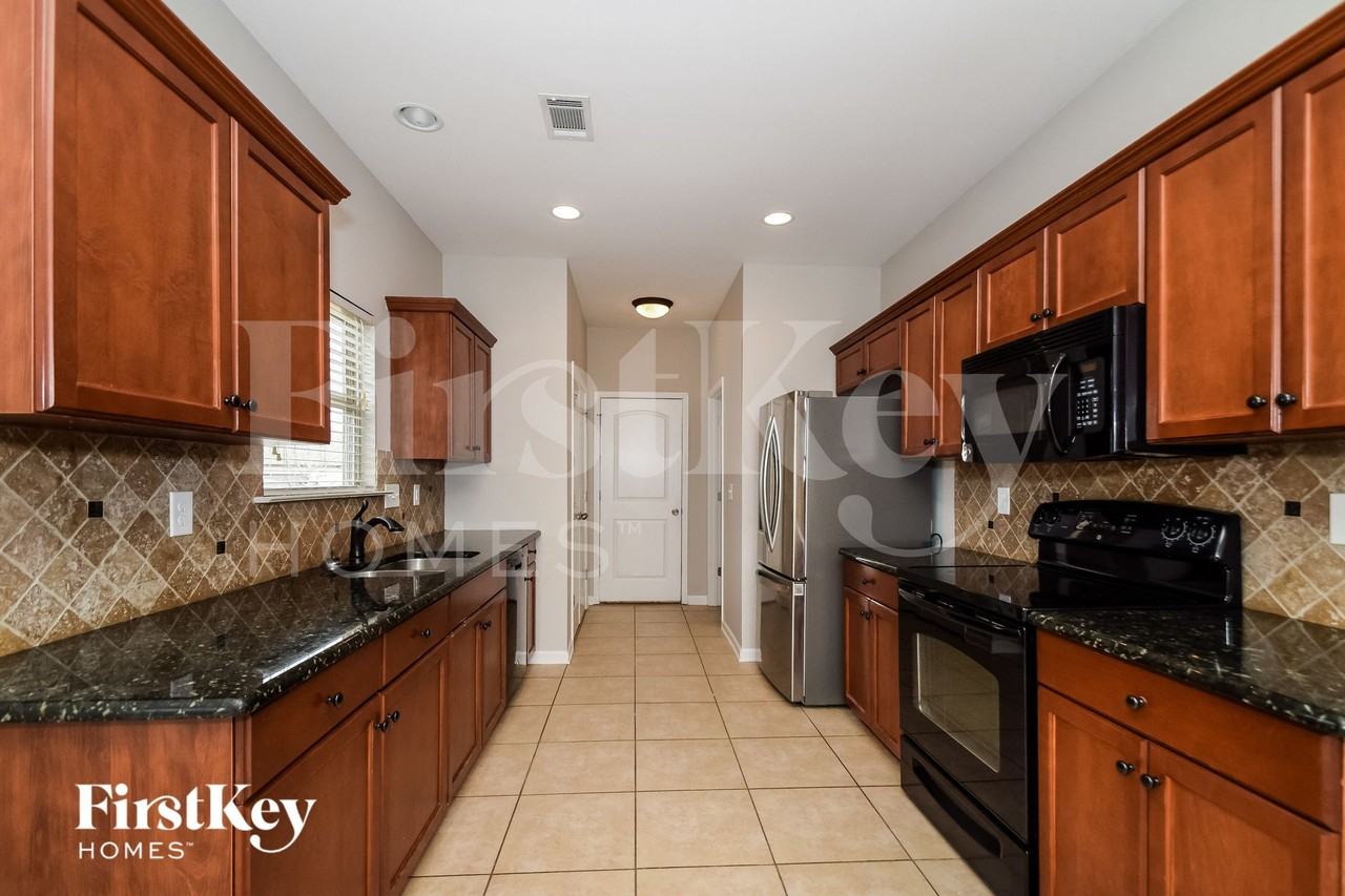 1017 Little Sorrel Dr - Photo 5 of 14