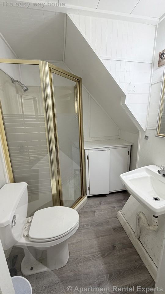 23 Knowlton St #1 - Photo 4 of 6