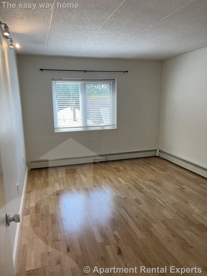 278 Beacon St #34 - Photo 7 of 10
