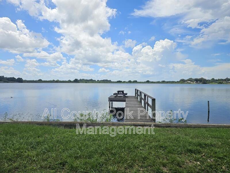 929 S Buena Vista Dr - Photo 2 of 16