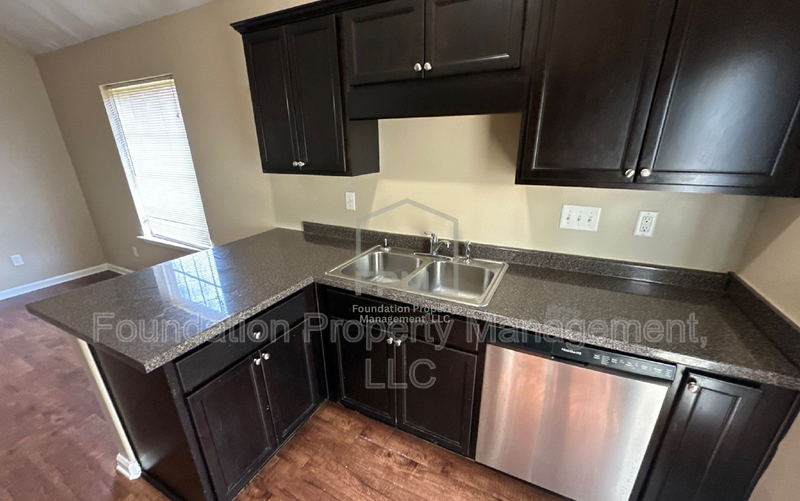 4036 Sunset Lake Ln - Photo 6 of 16