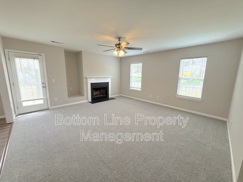 4133 Robinwood Dr - Photo 7 of 25