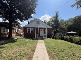 8126 Albin Ave - Photo 1 of 1