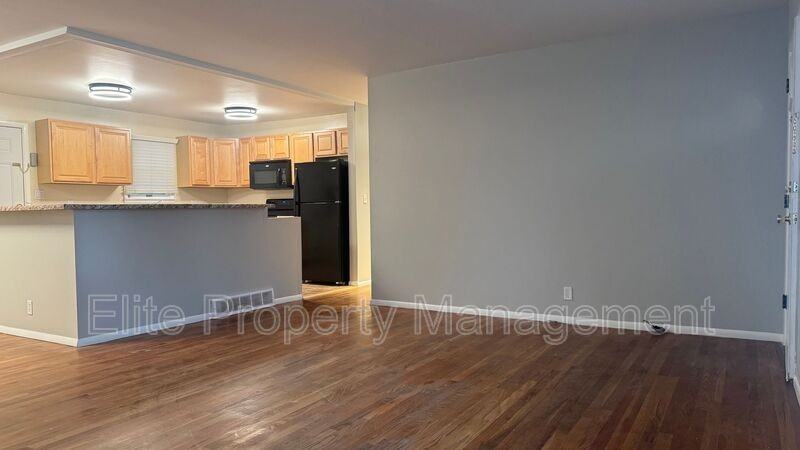 17 Duke St - Photo 6 of 19