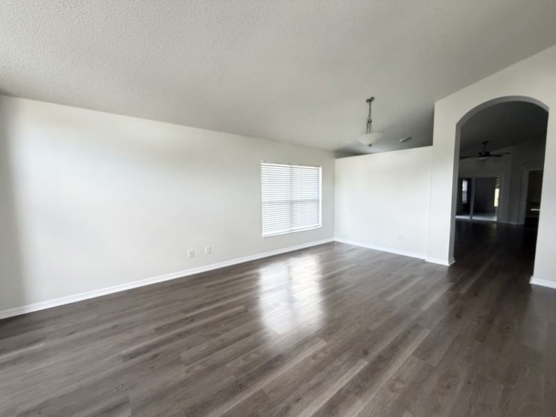10131 Rivers Trail Dr - Photo 4 of 23