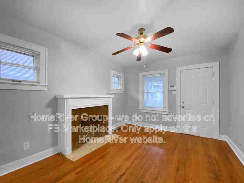 3925 Olive St - Photo 4 of 21