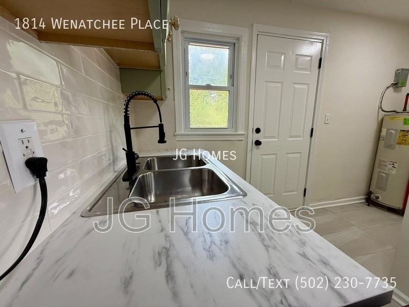 1814 Wenatchee Pl - Photo 5 of 20