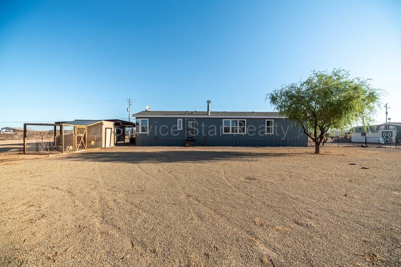 18143 W Morning Vista Ln - Photo 5 of 24