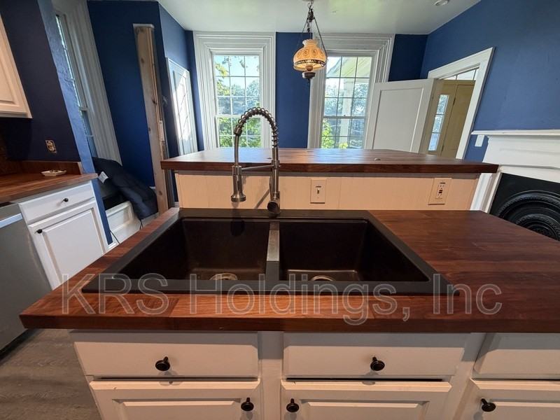 125 S Willard Ave - Photo 4 of 19