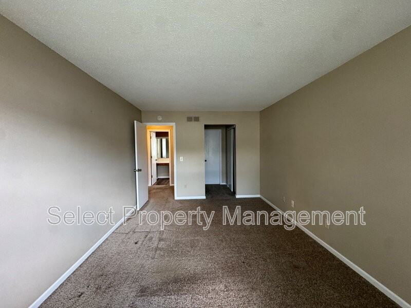 5412 Evard Rd - Photo 3 of 16