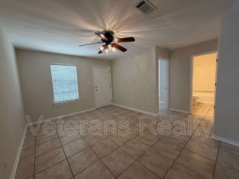 11126 Gorenflo Rd - Photo 2 of 14