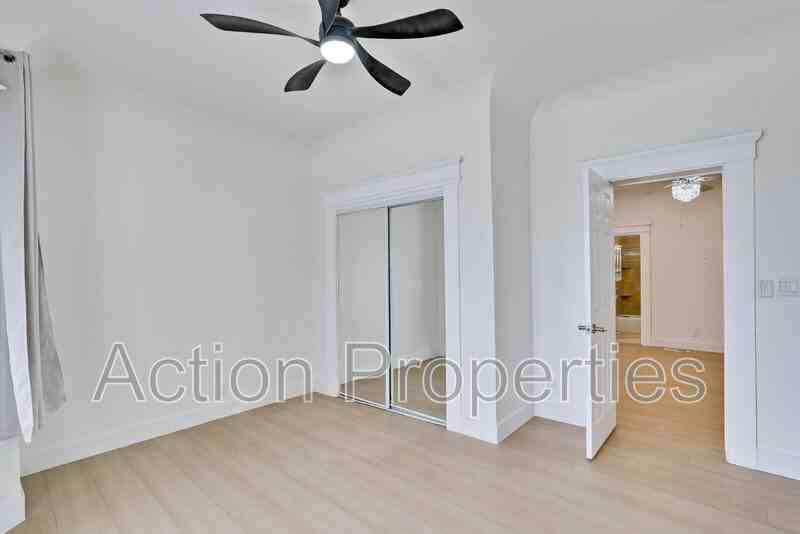 241 N 12th St - Photo 7 of 28