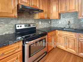 1459 Macarthur Blvd #12 - Photo 1 of 1