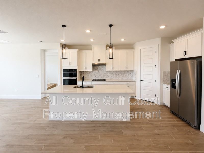 168 Shady Edge Loop - Photo 3 of 26