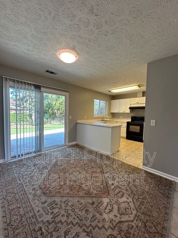 110 Gunpowder Dr - Photo 6 of 28