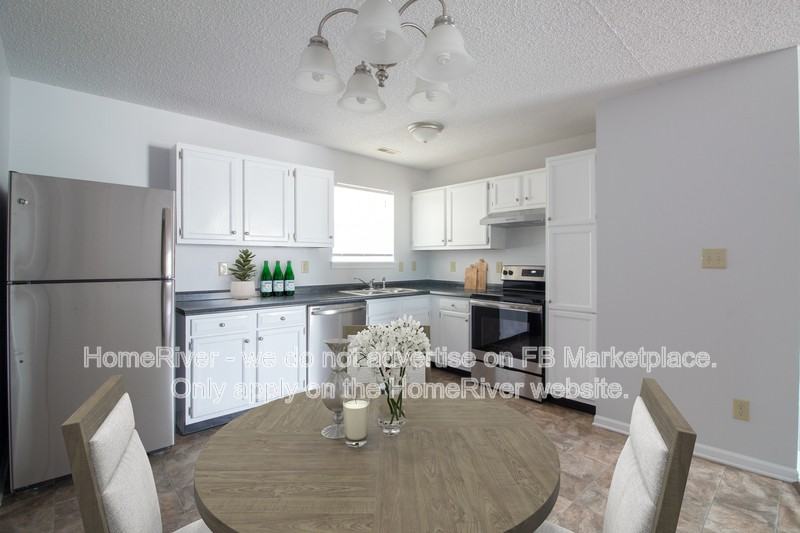 6114 Longmeadow Dr - Photo 3 of 17