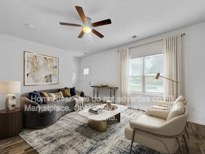 828 Graylyn Dr - Photo 3 of 25