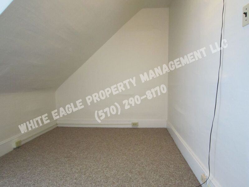 1618 Roselynn St #3 - Photo 5 of 8