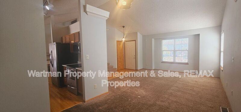 4130 Madrone Way - Photo 5 of 26