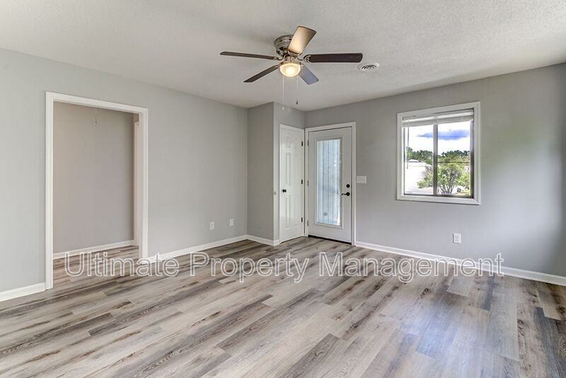 1251 Wellington Ave - Photo 5 of 15