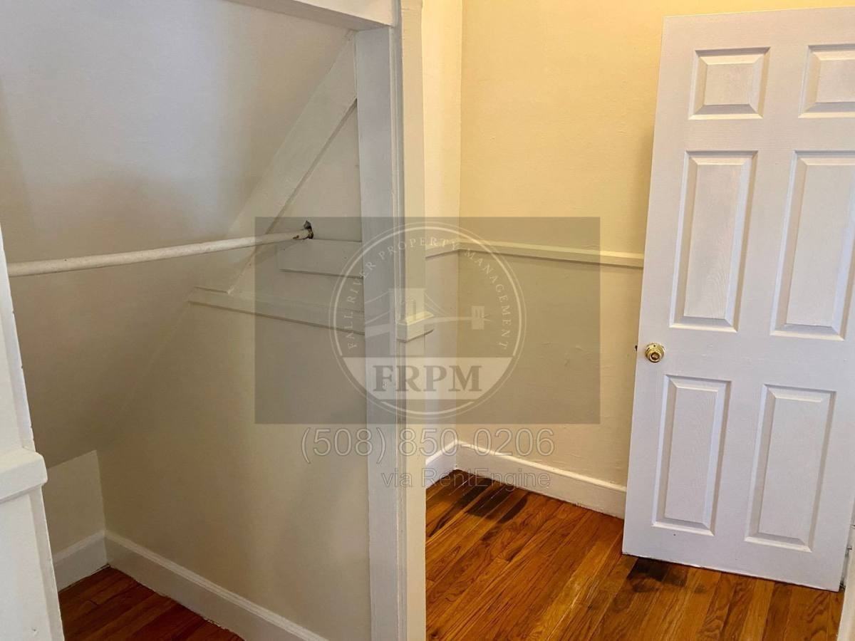 118 Seabury St #2N - Photo 7 of 10