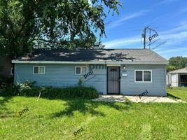 featured image of 2166 Wisconsin St