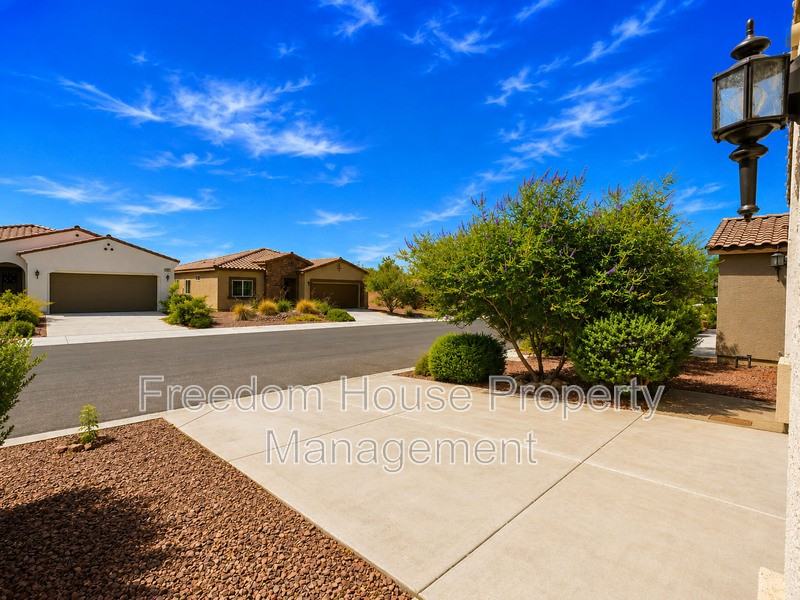 5628 E San Marco Dr - Photo 3 of 50