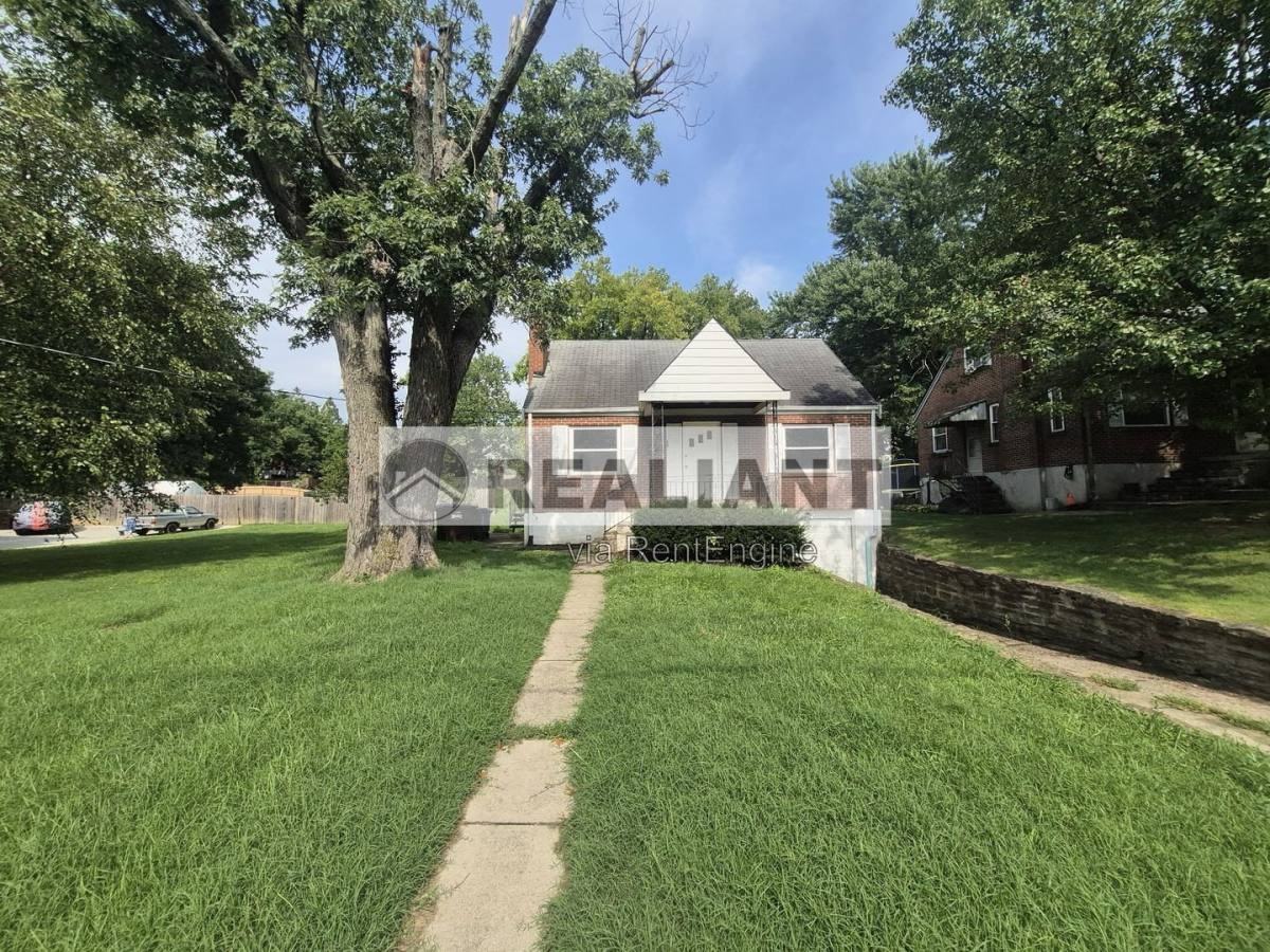 63 Eastern Ave