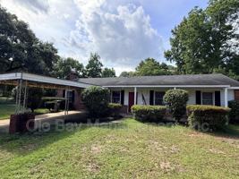 featured image of 4650 Rosewood Dr