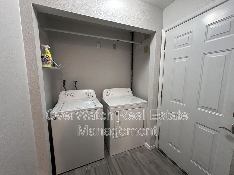 6121 De Armoun Rd - Photo 2 of 26