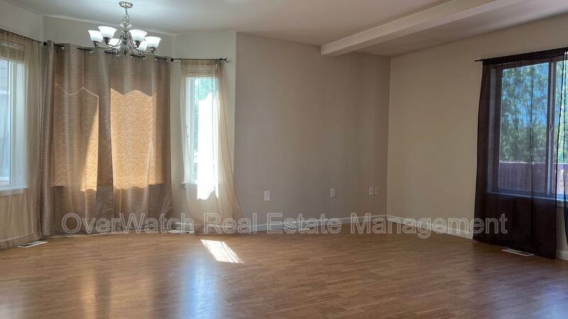 2412 Hillbrook Cir - Photo 3 of 19