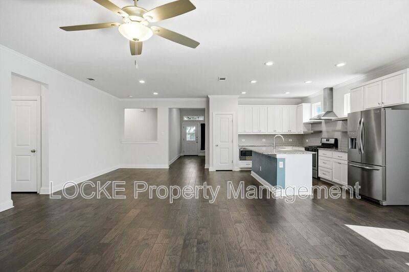 2809 W Bewick St - Photo 5 of 15