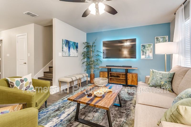 3901 Huntington Dr ##Tx - Photo 4 of 25