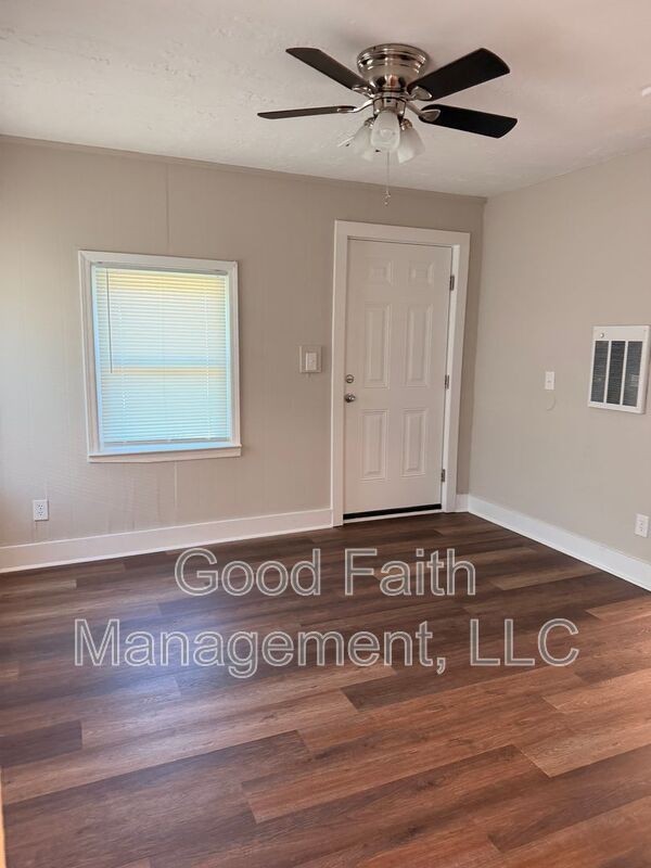 2247 Sullivan Rd - Photo 6 of 13