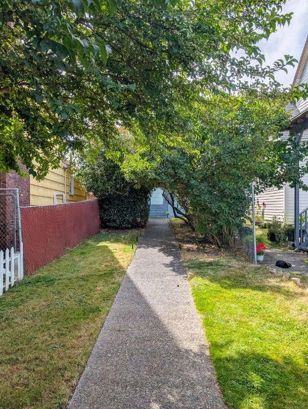 2218 Hoyt Ave #A - Photo 2 of 14
