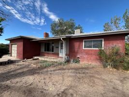 featured image of 1601 N Chaco Ave