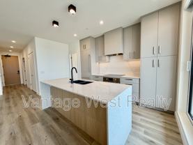 3200 Lakeshore Rd - Photo 1 of 1